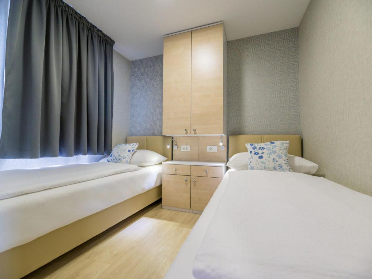 Holiday Home Seaside Mobile Home By Interhome Сило Экстерьер фото
