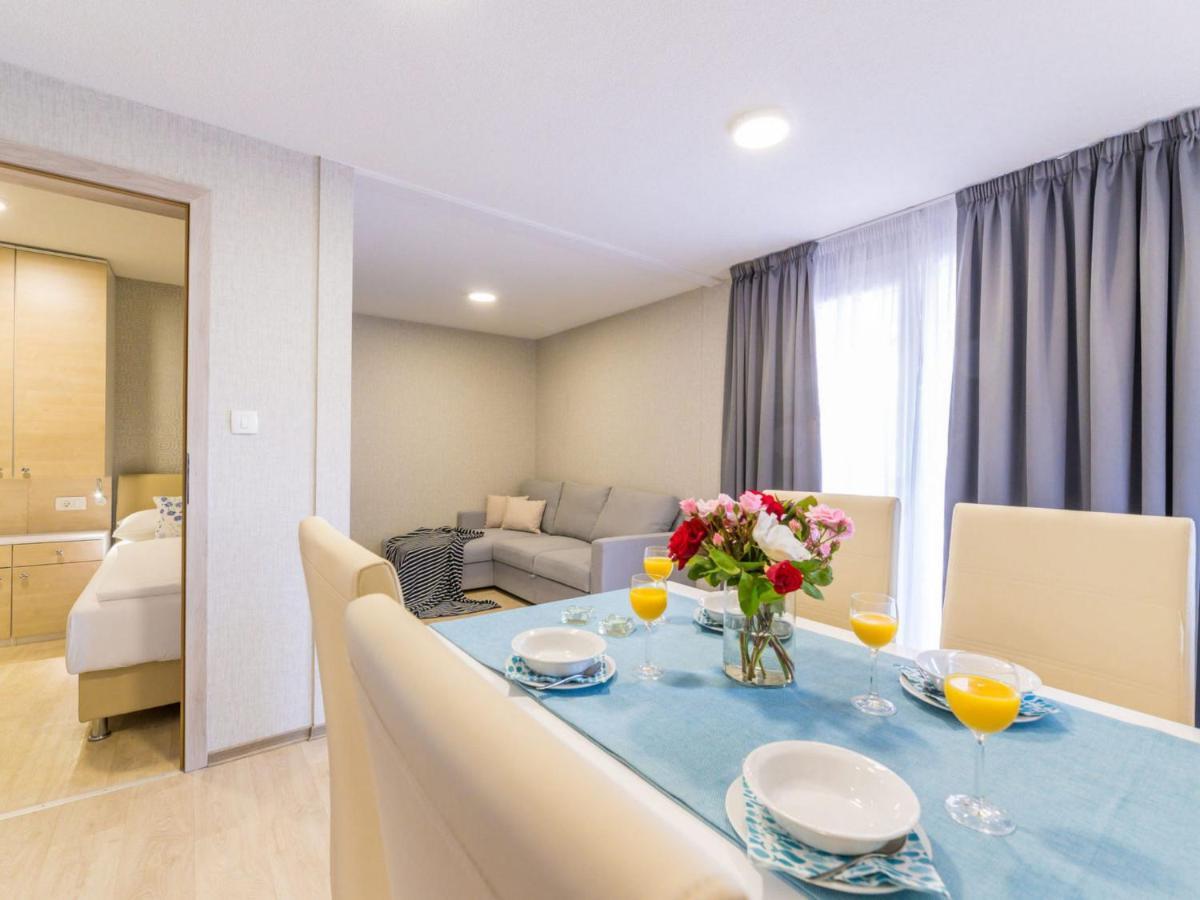 Holiday Home Seaside Mobile Home By Interhome Сило Экстерьер фото